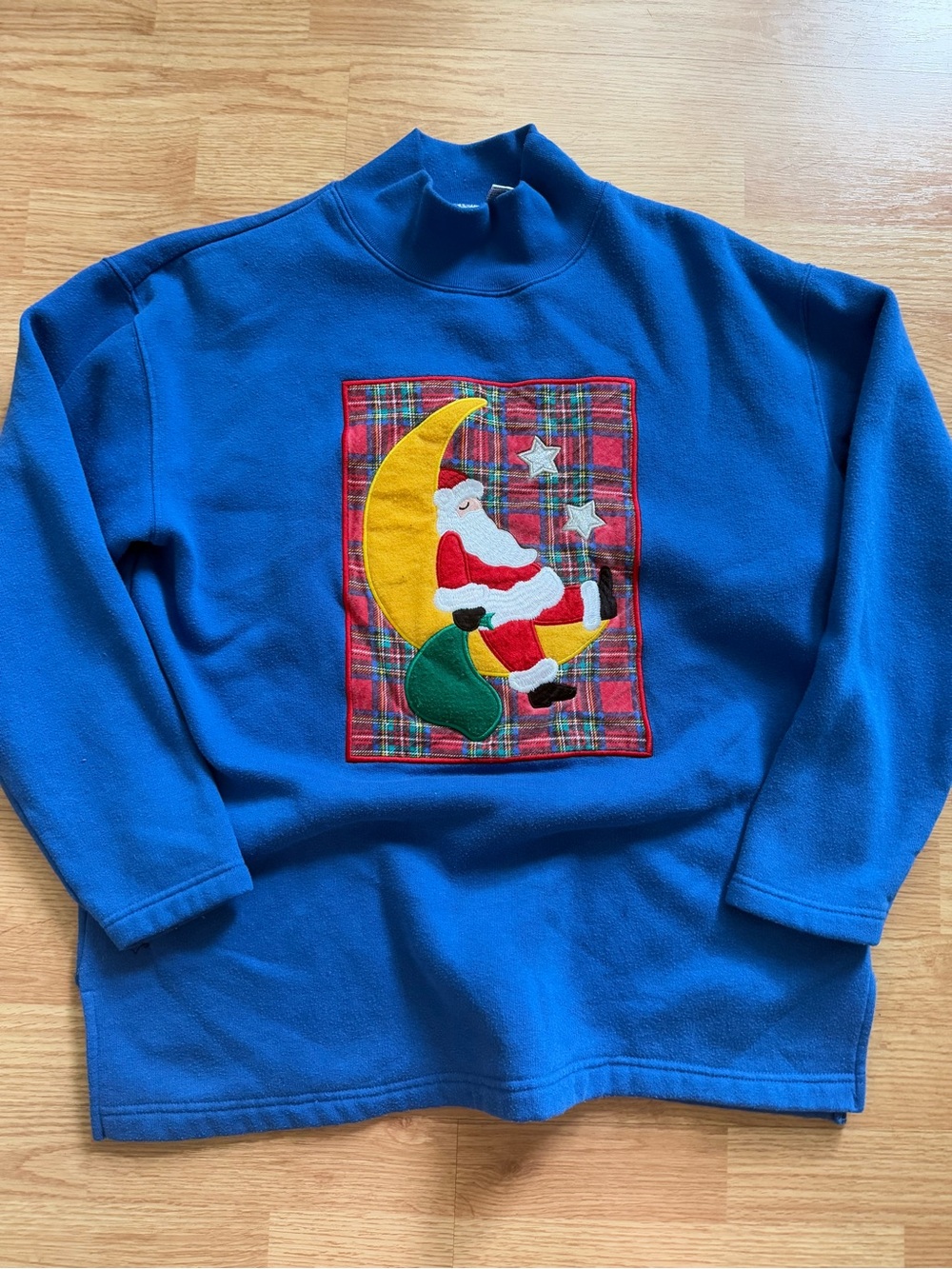 VTG 90s Baxter & Wells Sport Blue Santa Moon Plaid Christmas Sweatshirt M